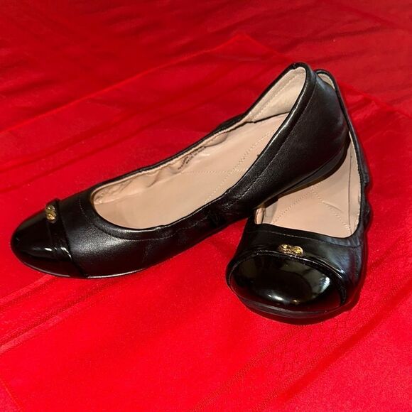 Cole Haan Black Ballet Flats w/ Gold Hardware Size 7 1/2 - Picture 1 of 10